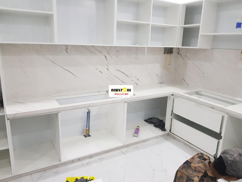 TOP CÁC MẪU ĐÁ LÁT BẾP TRẮNG VÂN MÂY ĐẸP HIỆN NAY 2021