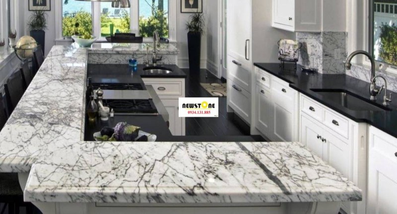 CÁC HÌNH ẢNH THI CÔNG THỰC TẾ ĐÁ MARBLE TRẮNG VÂN MÂY.