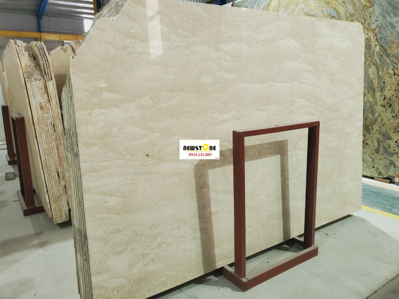 Đá Marble Oman beige