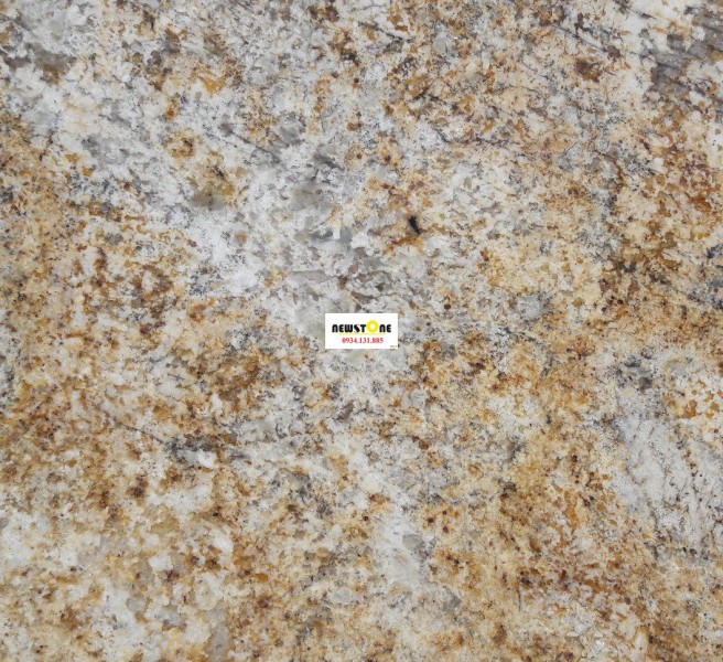 Đá Granite Colonial Gold (Vàng sa mạc)