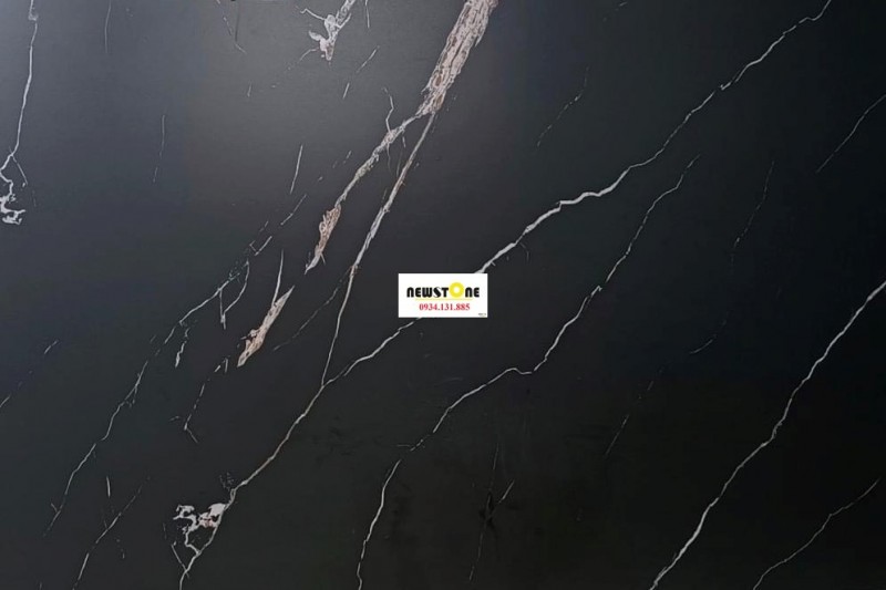 ĐÁ NHÂN TẠO ĐEN NHÁNH CÂY