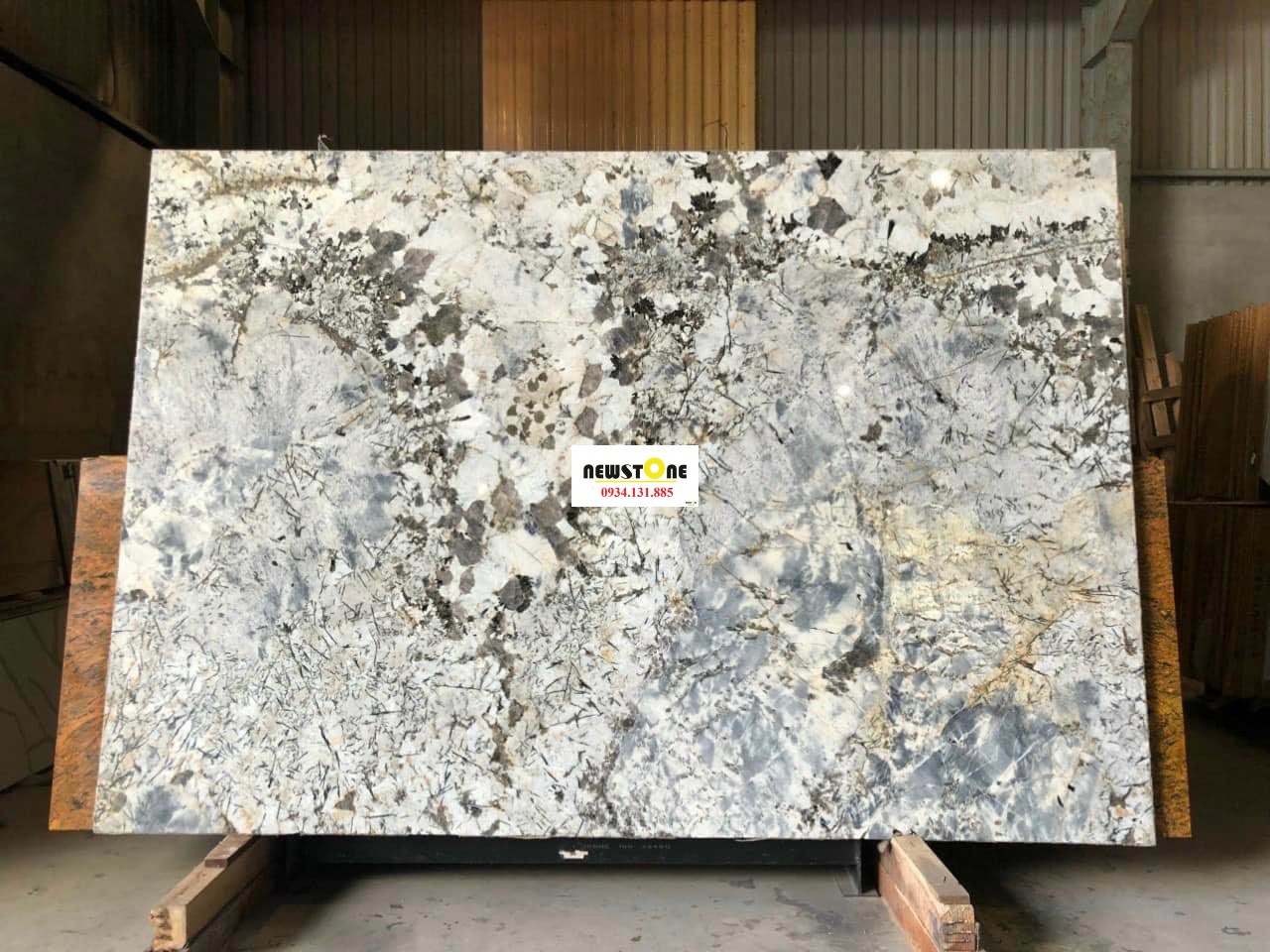 Đá Granite Exotic White 