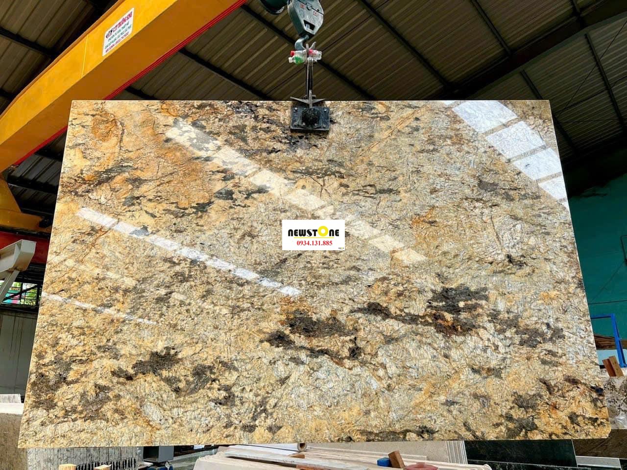 Đá Granite Exotic Gold