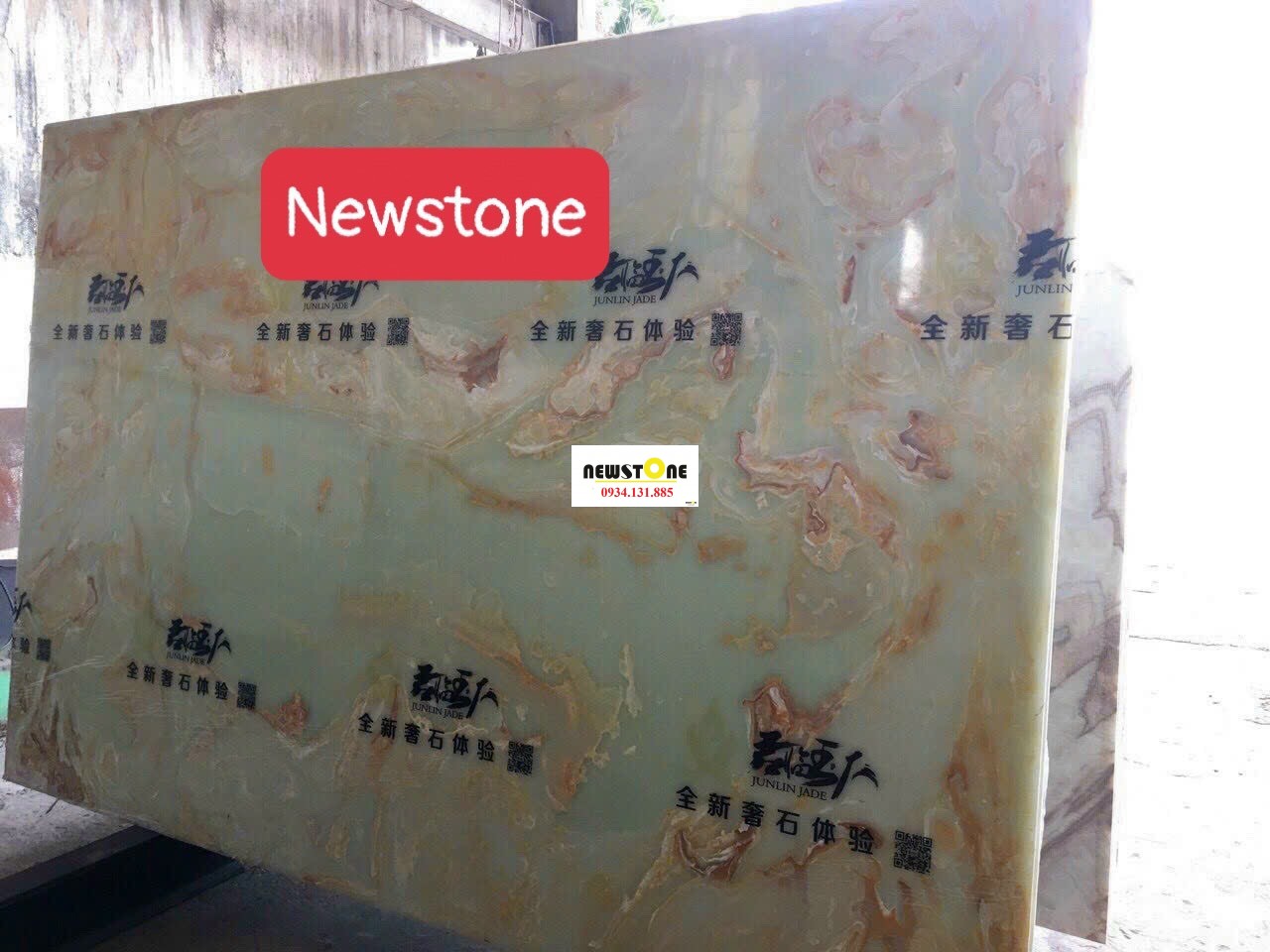 Đá Xuyên Sáng Nhân Tạo