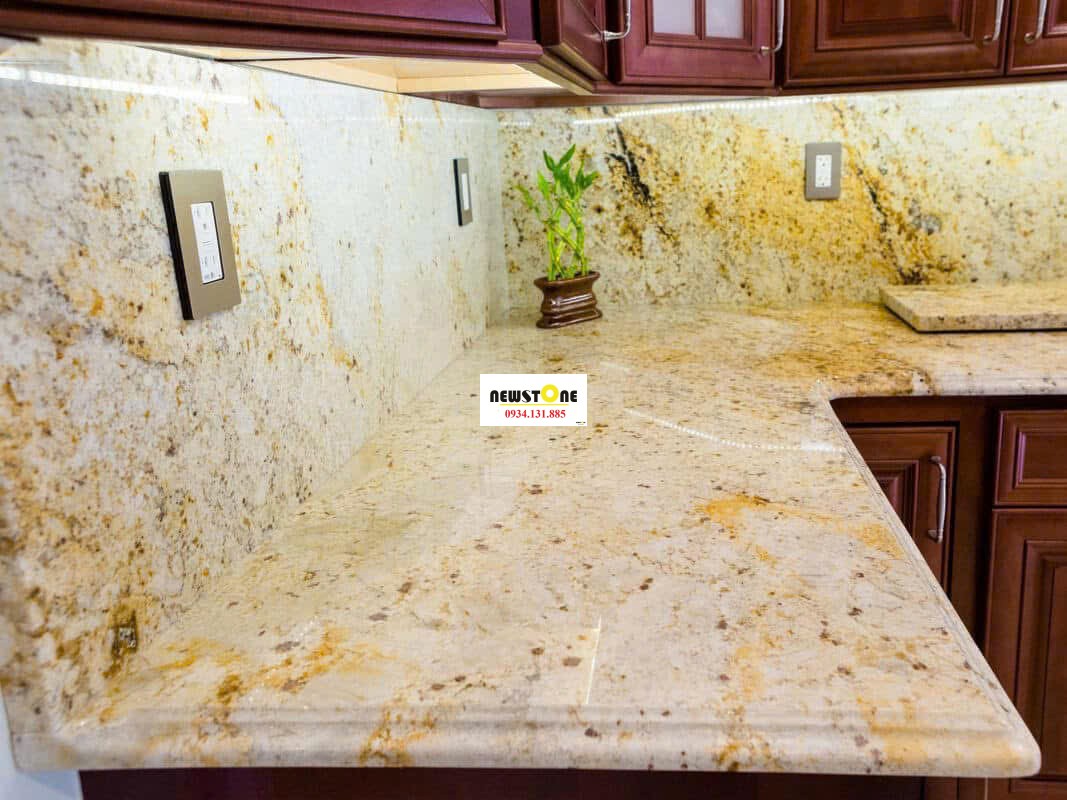 Đá Granite Colonial Gold