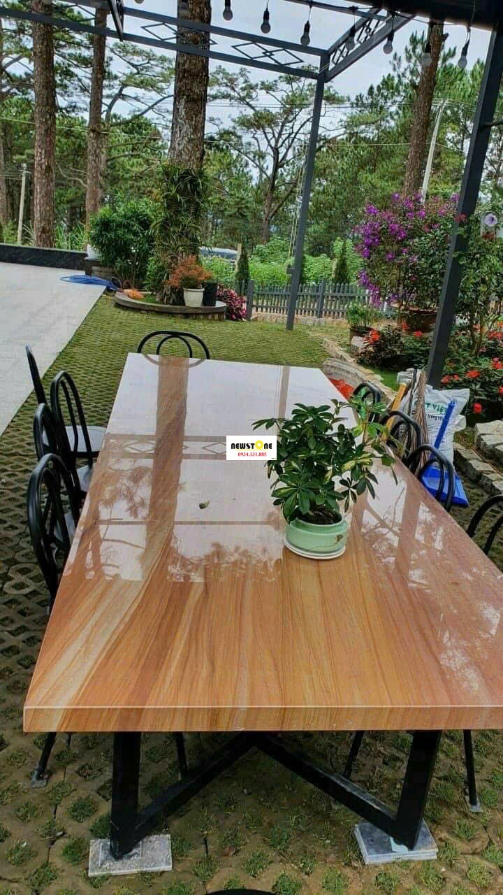 Đá Vàng Vân Gỗ