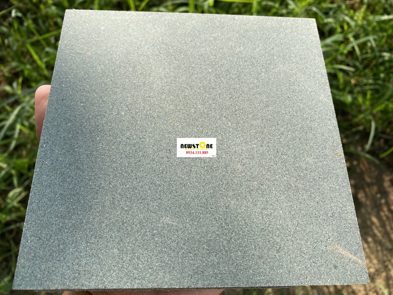 Đá xanh lát sân vườn