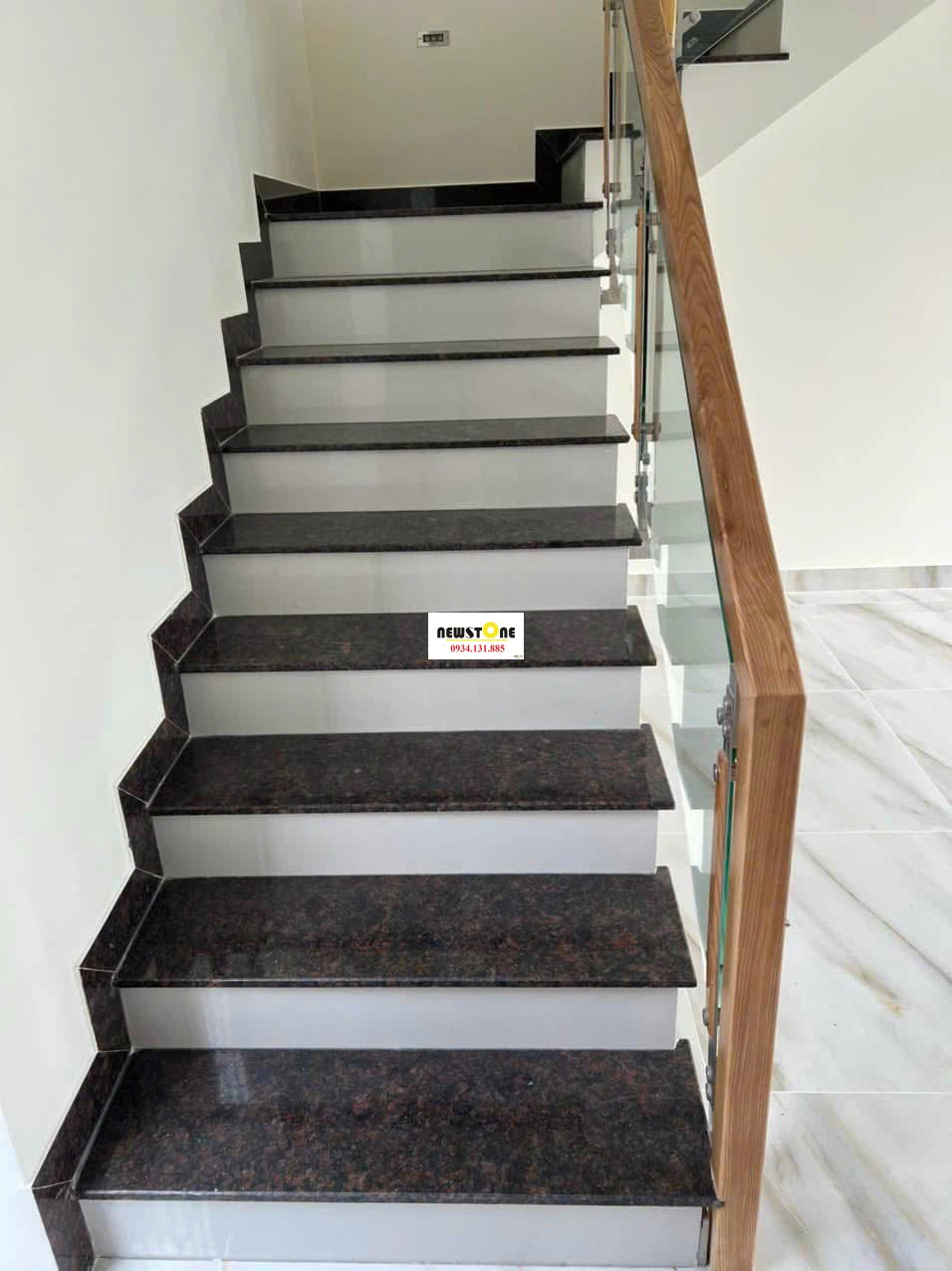 Đá Granite Nâu Anh Quốc