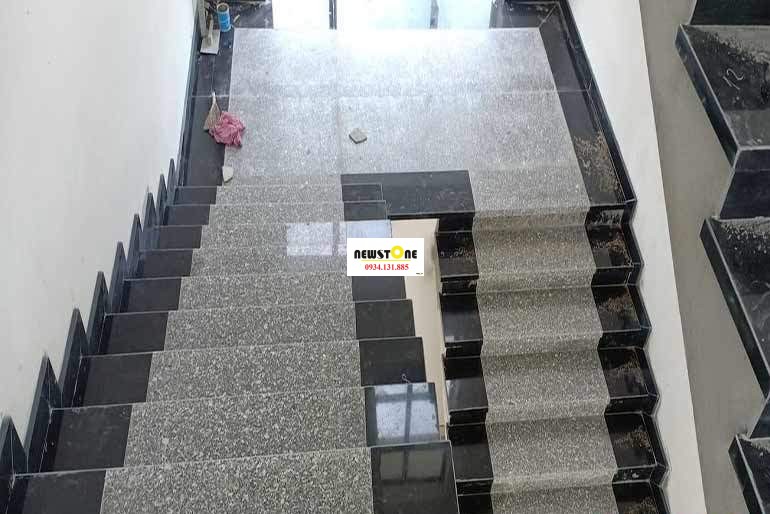 Đá Granite Trắng Suối Lau