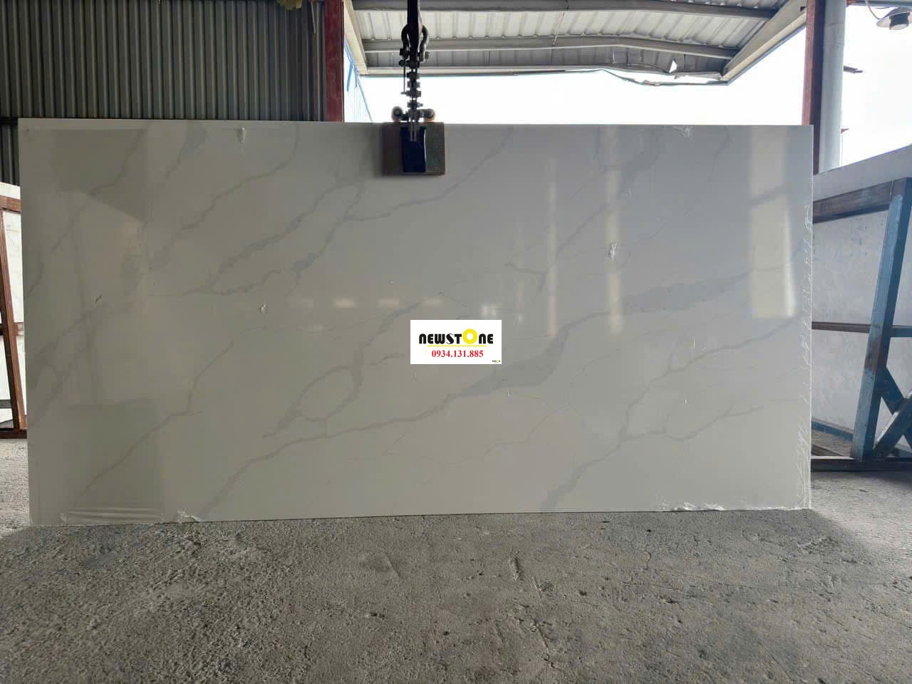 Đá Nhân Tạo Trắng Vân Mây 