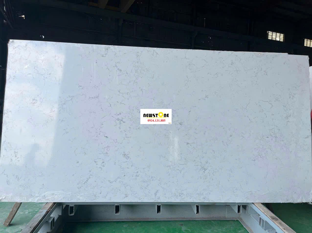 Đá Nhân Tạo Trắng Vân Mây 