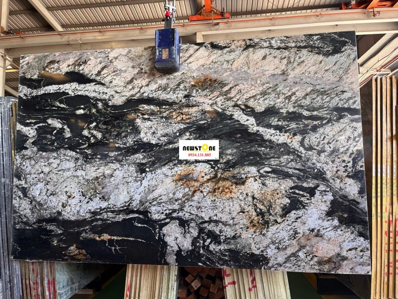 Đá Granite Titanium Black 