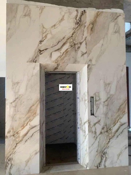 Đá Ốp Thang Máy