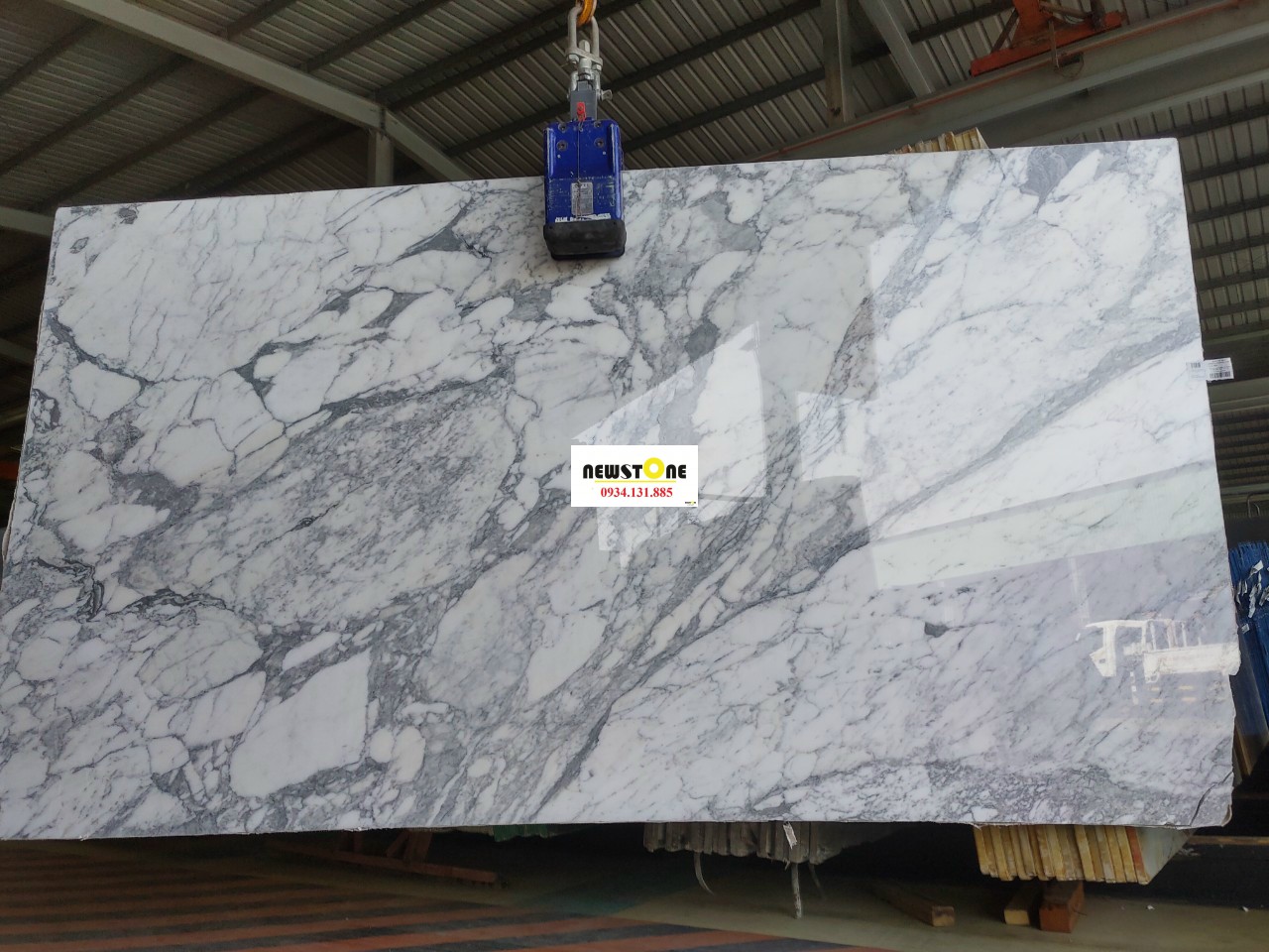 da Marble Arabescato trang y (5)