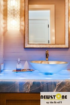 Đá tự nhiên Blue Onyx xuyên sáng 