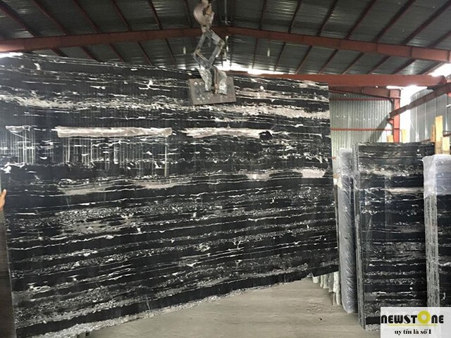 Đá Marble Cẩm Thạch Black Royal tự nhiên 