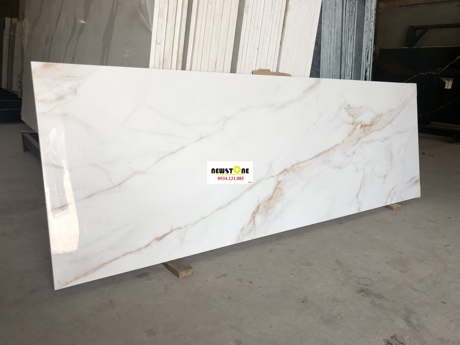 Đá Nhân Tạo Marblex Diamond Gold 