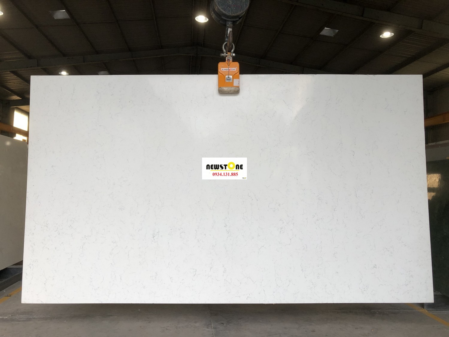 Đá Nhân Tạo Thạch Anh Carrara White