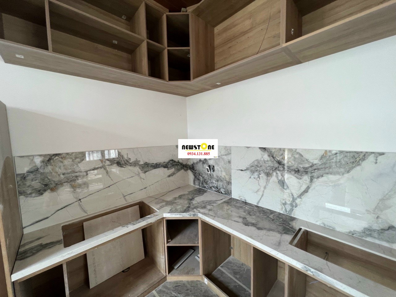 Đá Nhân Tạo Nung Kết Grigio Unico