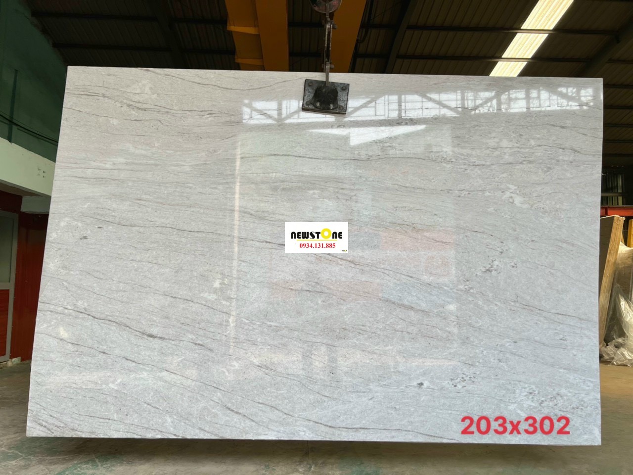 Đá Quartzite Picasso White