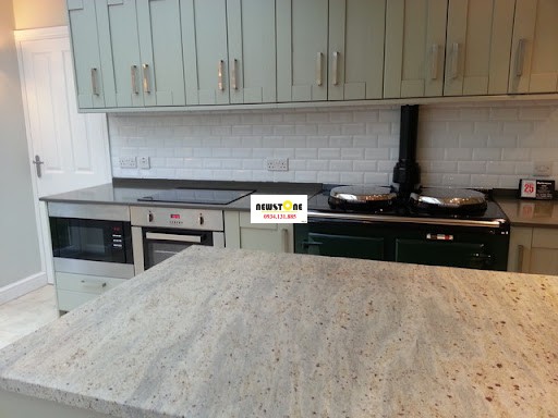 da granite kashmir white